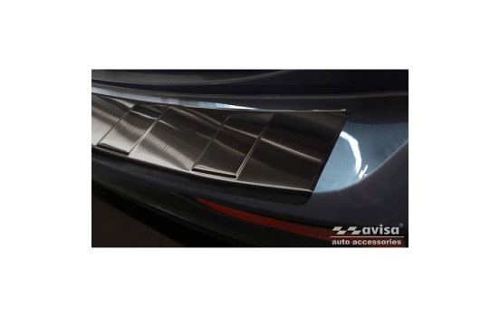 Black stainless steel bumper protector suitable for Volvo V60 II 2018- incl. Cross Country, Image 3