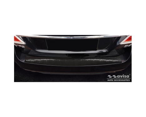 Black stainless steel bumper protector suitable for Volvo V70 Facelift 2013-2016 'Ribs', Image 2