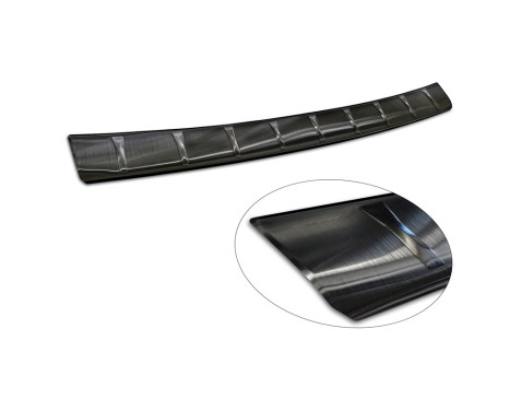 Black stainless steel rear bumper protector suitable for Mercedes E-Class (S214) Estate 2023- 'Ribs', Image 6