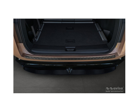 Black stainless steel rear bumper protector suitable for Nissan Ariya 2022- 'Ribs', Image 2