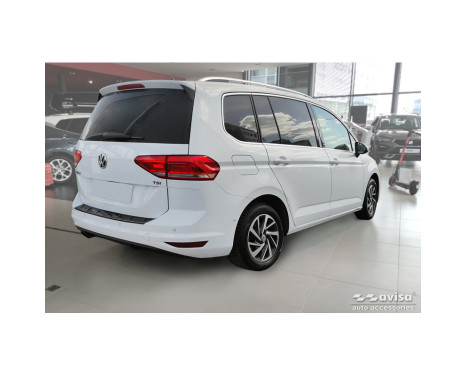 Black stainless steel rear bumper protector suitable for Volkswagen Touran III 2015- incl. R-Line, Image 6