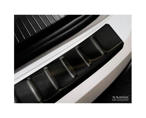 Black stainless steel rear bumper protector Volkswagen Touareg III (CR7) 2018- 'Ribs', Image 2