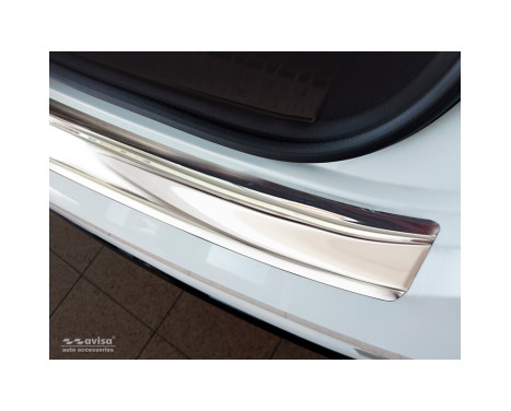 Chrome stainless steel bumper protector suitable for Audi Q8 2018- 'Ribs', Image 2