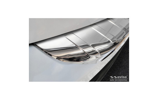 Chrome stainless steel bumper protector suitable for Mercedes GLB (X247) 2019- 'Ribs', Image 4