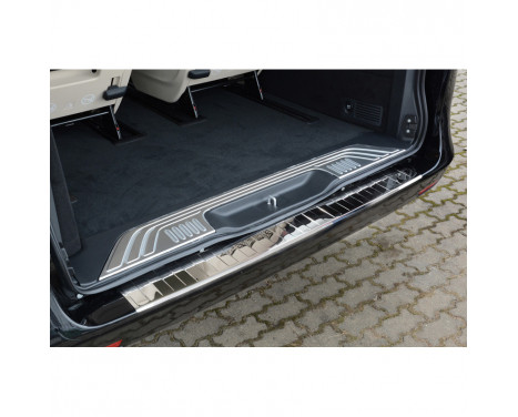 Chrome stainless steel bumper protector suitable for Mercedes Vito / V-Class 2014- 'Ribs'
