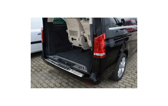 Chrome stainless steel bumper protector suitable for Mercedes Vito / V-Class 2014- 'Ribs', Image 2