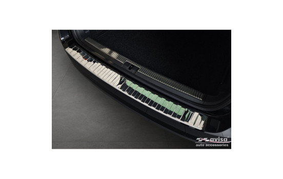 Chrome stainless steel rear bumper protector suitable for Skoda Superb Combi 2015-2019 incl. Facelift 2019-2024, Image 4