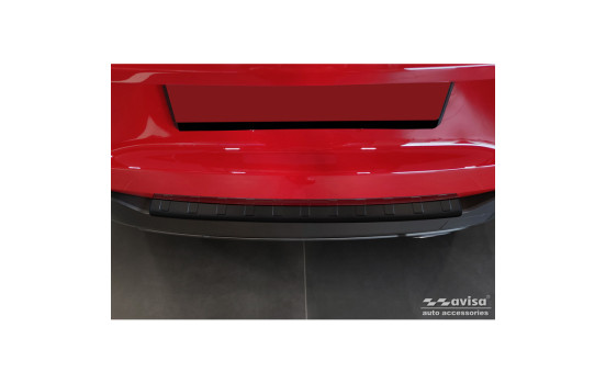 Matt black stainless steel rear bumper protector suitable for Jeep Avenger + EV 2023- 'Ribs', Image 4