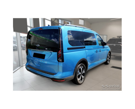 Matte Black Aluminum Bumper Protector Fits Ford Tourneo Connect III 2022- 'Riffled Plate', Image 4