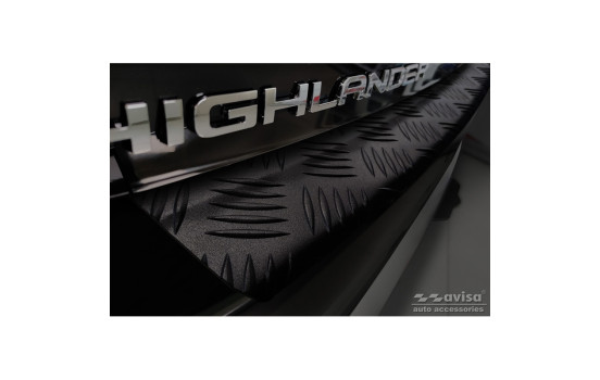 Matte Black Aluminum Bumper Protector Fits Toyota Highlander IV (XU70) 2020- 'Riffled Pla, Image 5