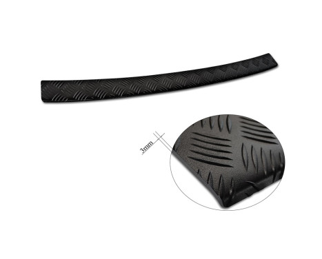 Matte black aluminum bumper protector suitable for Skoda Kamiq 2019- 'Riffled Plate', Image 6