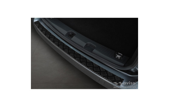 Matte black aluminum bumper protector suitable for Volkswagen Caddy V 2020- 'Riffled Plate', Image 3