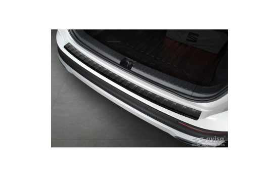 Matte black stainless steel bumper protector suitable for Seat Ateca 2016-2020 & FL 2020- 'Ribs', Image 2