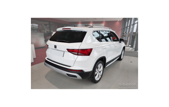 Matte black stainless steel bumper protector suitable for Seat Ateca 2016-2020 & FL 2020- 'Ribs', Image 4