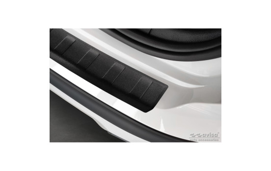 Matte black stainless steel bumper protector suitable for Seat Ateca 2016-2020 & FL 2020- 'Ribs', Image 5