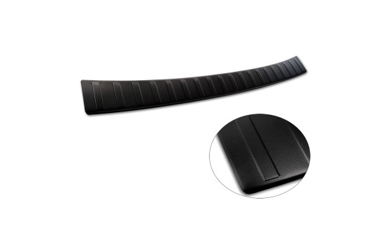 Matte black stainless steel bumper protector suitable for Subaru Outback (BT) 2020- 'Ribs', Image 6