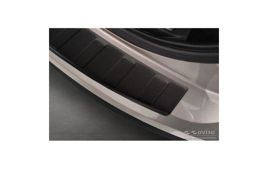 Matte black stainless steel bumper protector suitable for Volvo V90 9/2016- 'Ribs', Image 5