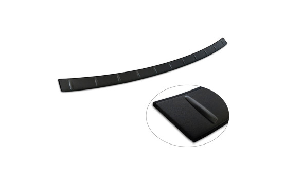 Matte Black Stainless Steel Rear Bumper Protector for Renault Espace VI E-Tech Hybrid 2023- 'Ribs', Image 6