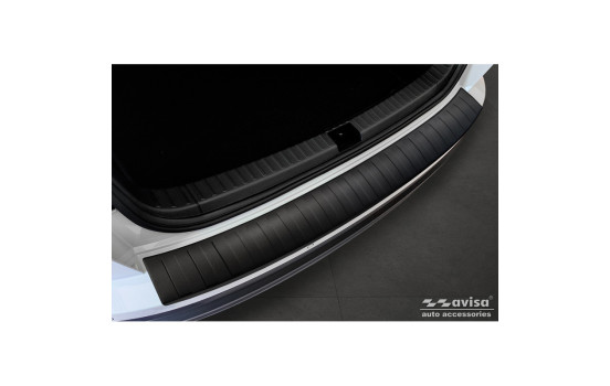 Matte black stainless steel rear bumper protector suitable for Skoda Karoq Facelift 2022- + Sportline Facelift 2022, Image 4