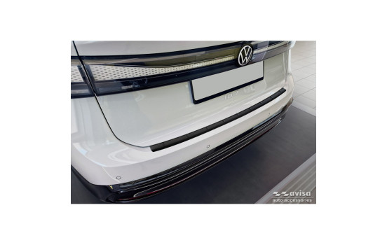 Matte black stainless steel rear bumper protector suitable for Volkswagen ID.7 2023- 'Ribs'