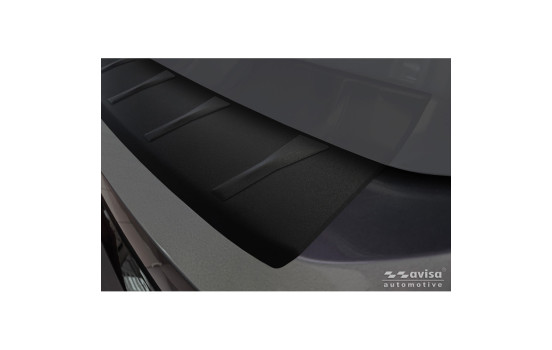 Matte black stainless steel rear bumper protector suitable for Volkswagen ID.7 Tourer 2024- 'Ribs', Image 3