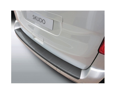 RGM Bumper protector suitable for Jumpy / Expert / Proace / Vivaro / Zafira / Scudo, Image 2