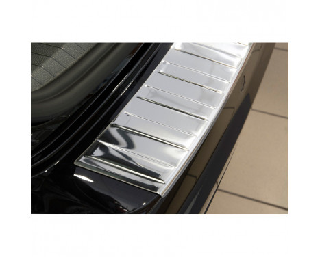RVS rear bumper protector Volkswagen Touran III 2015- 'Ribs', Image 6