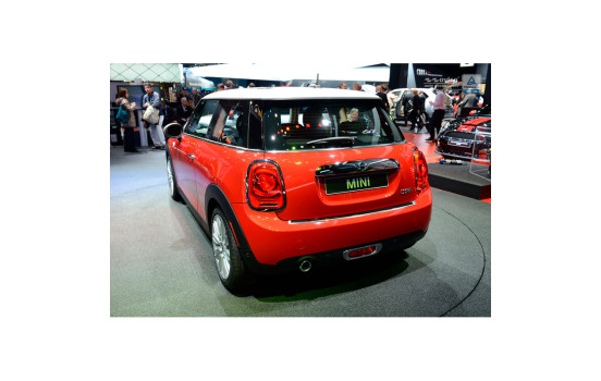 Stainless steel bumper protector suitable for 'Deluxe' Mini One/Cooper F56 3-door 3/2014- Chrome/Black Car, Image 3