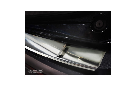 Stainless steel bumper protector suitable for Alfa Romeo Stelvio 2017- 'Ribs', Image 2