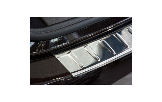 Stainless steel bumper protector suitable for BMW 2-Series F46 Gran Tourer 2015- 'Ribs', Image 3