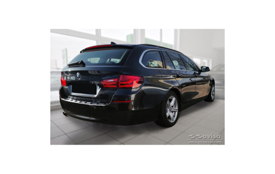 Stainless steel bumper protector suitable for BMW 5-Series (F11) Touring 2011-2013 & Facelift 2013-2017 'STR, Image 5