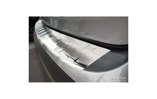 Stainless steel bumper protector suitable for Citroën C4 & e-C4 2020- 'Ribs', Image 3