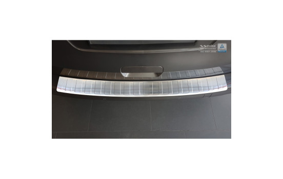 Stainless steel bumper protector suitable for Citroën Spacetourer / Peugeot Traveller / Toyota Proace Vers, Image 3