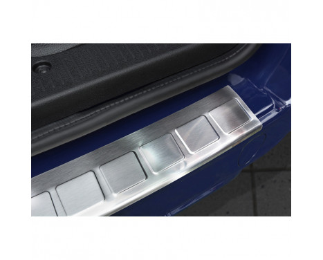 Stainless steel bumper protector suitable for Dacia Dokker 2012- 'Ribs', Image 3