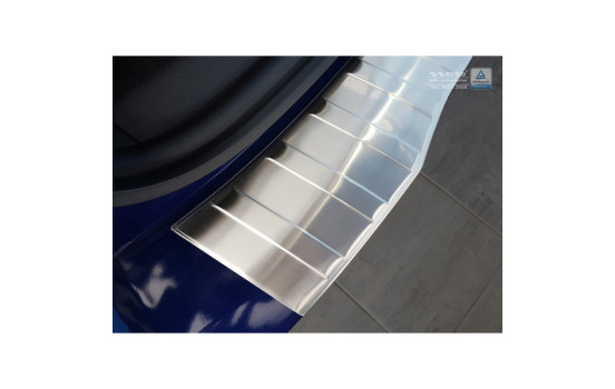 Stainless steel bumper protector suitable for Ford Tourneo Courier/Transit Courier 2014- 'Ribs', Image 4