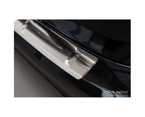 Stainless steel bumper protector suitable for Honda Civic XI HB 2022- 'Ribs', Image 4