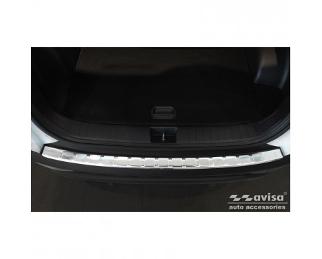 Stainless steel bumper protector suitable for Hyundai Tucson 2020- 'Ribs', Image 5