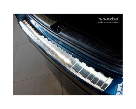 Stainless steel bumper protector suitable for Mercedes B-Class W247 2018- 'Ribs', Image 2