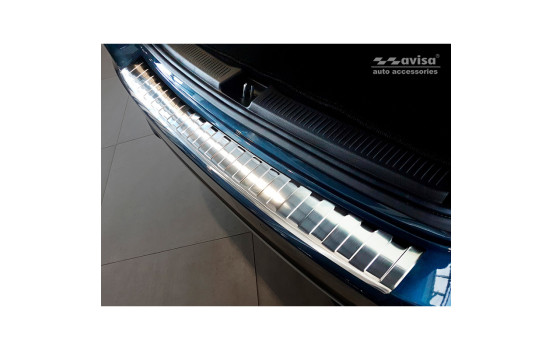 Stainless steel bumper protector suitable for Mercedes B-Class W247 2018- 'Ribs', Image 2