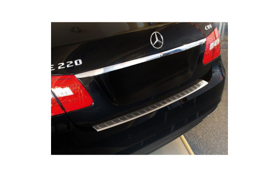 Stainless steel bumper protector suitable for Mercedes E-Class W212 Sedan 2009- 'Ribs', Image 4