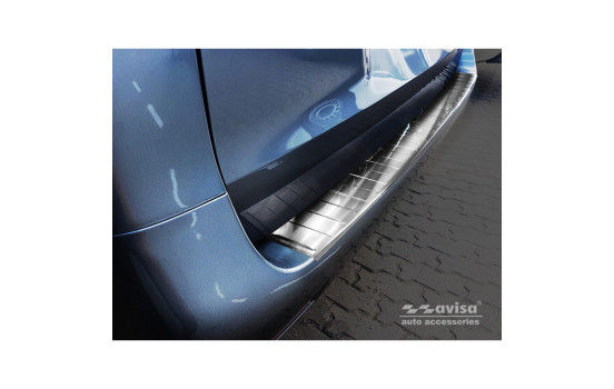 Stainless steel bumper protector suitable for Mercedes Vito & V-Class 2014- 'Ribs' (Long version), Image 2