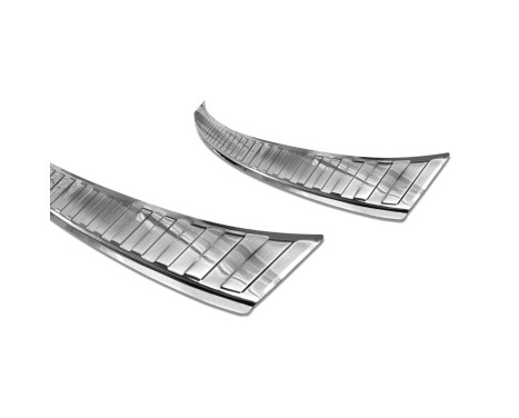 Stainless steel bumper protector suitable for Renault Clio E HB 5-door 2019- 'Ribs', Image 4
