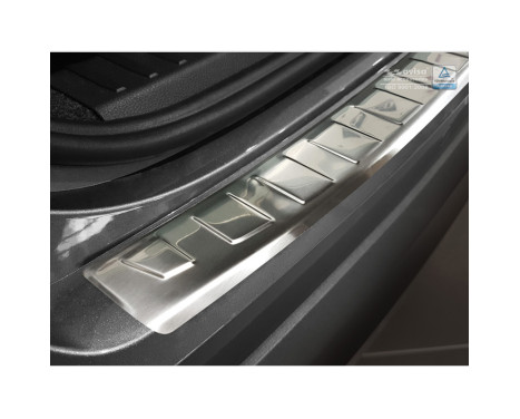 Stainless steel bumper protector suitable for Seat Arona 2017- 'Ribs', Image 4