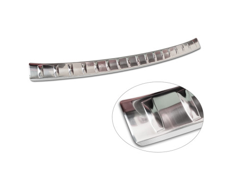 Stainless steel bumper protector suitable for Seat Ibiza 6F Facelift 2021- 'Ribs', Image 7