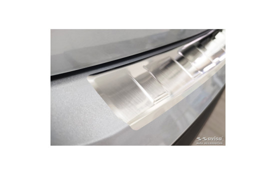 Stainless steel bumper protector suitable for Skoda Enyaq iV 2020- 'Ribs', Image 4