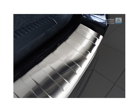 Stainless steel bumper protector suitable for Skoda Octavia III Kombi Facelift 2017- 'Ribs', Image 4