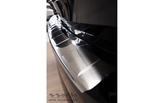 Stainless steel bumper protector suitable for Skoda Octavia IV Kombi 2020- 'Ribs', Image 2