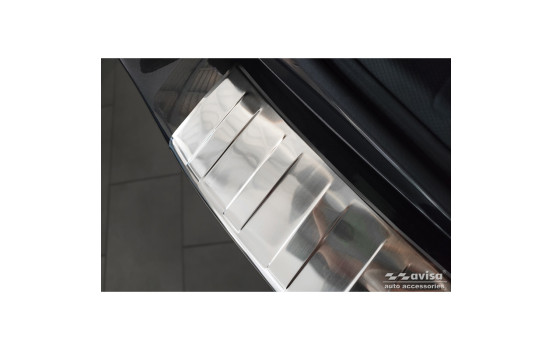 Stainless steel bumper protector suitable for Subaru Forester (SK) 2018- 'Ribs', Image 4