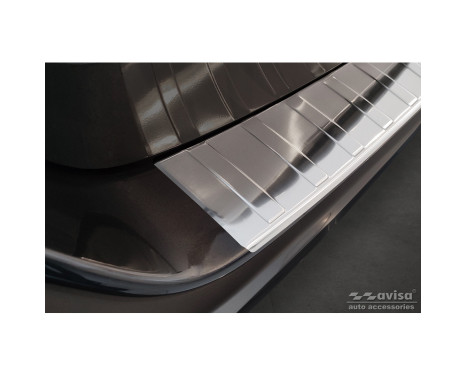 Stainless steel bumper protector suitable for Subaru Outback (BT) 2020- 'Ribs', Image 4