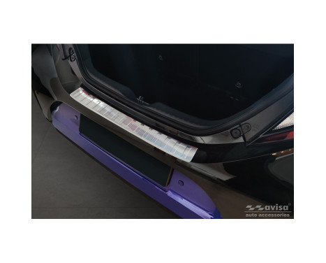 Stainless steel bumper protector suitable for Toyota Aygo X 2022- 'Ribs', Image 3